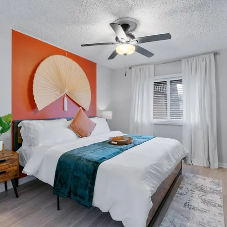 Austin Elegance Aparthotel